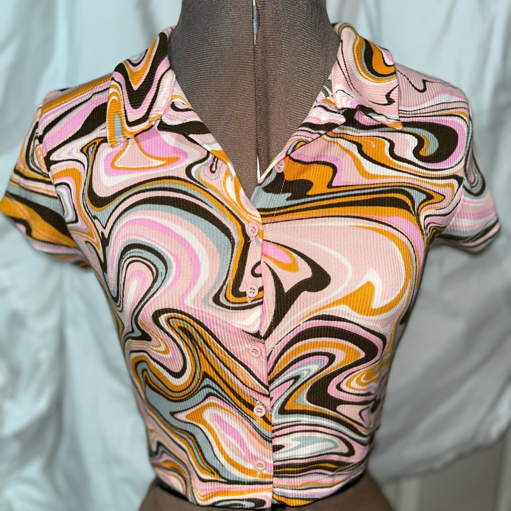 Junior’s Button Down Retro Blouse